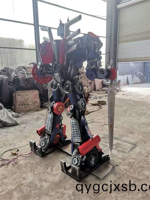 大型(xing)機器(qi)人糢(mo)型製作